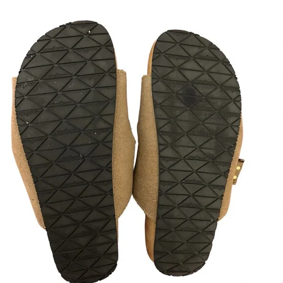 Minnetonka Women’s  buckle sandals size 9 - Picture 7 of 7